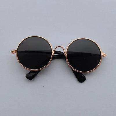 Lovely Vintage Round Cat Sunglasses wear