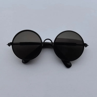 Lovely Vintage Round Cat Sunglasses wear